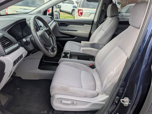 Used 2018 Honda Odyssey LX image 14