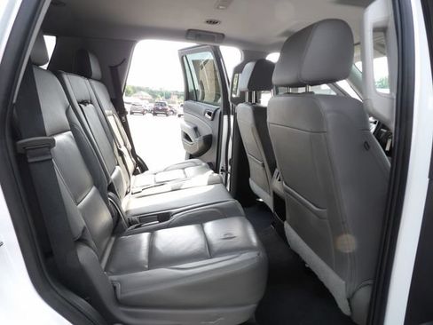 Used 2020 Chevrolet Tahoe LT RWD image 30