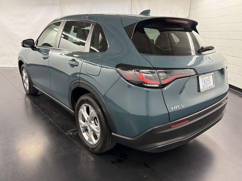 Certified 2024 Honda HR-V LX image 3