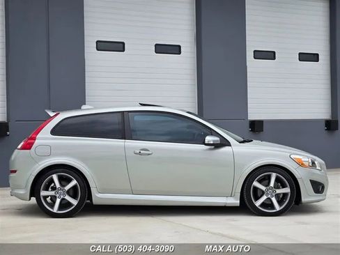 Used 2011 Volvo C30 T5 R-Design image 9