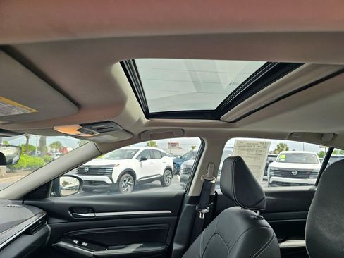 Used 2022 Nissan Altima 2.5 SL image 15