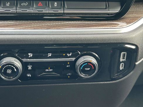 Used 2024 Chevrolet Silverado 2500 LT image 24