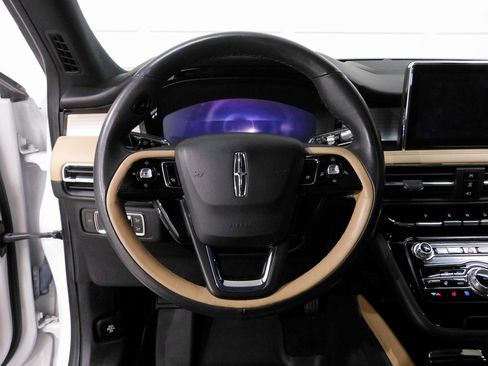 Used 2021 Lincoln Corsair Reserve image 43