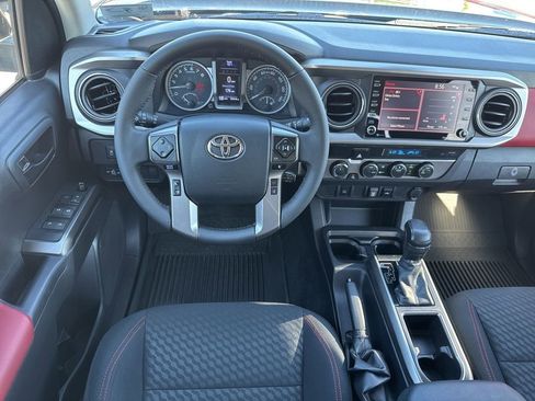 Used 2023 Toyota Tacoma SR5 AWD/4WD image 5