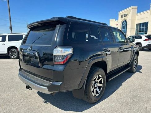 Used 2019 Toyota 4Runner TRD Off-Road Premium image 3