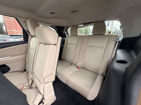 Used 2012 Dodge Journey SXT w/ Flexible Seating Group FWD image 12