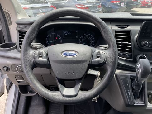 Used 2023 Ford Transit 250 Low Roof RWD image 15