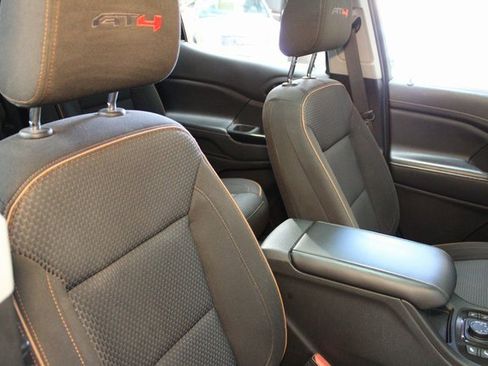 Used 2020 GMC Acadia AT4 image 11