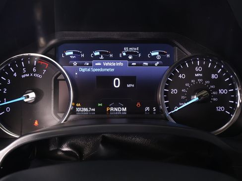 Used 2021 Ford Expedition Platinum AWD/4WD image 4