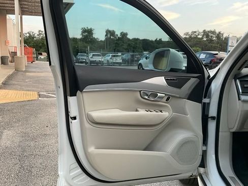 Certified 2024 Volvo XC90 B5 Core AWD/4WD image 10