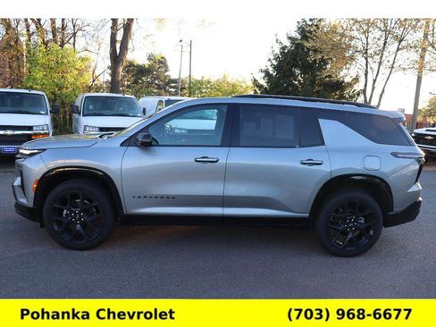 Used 2026 Chevrolet Traverse RS w/ LPO, Floor Liner Package image 4