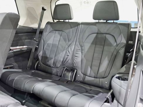 Used 2020 BMW X7 xDrive40i w/ Premium Package image 34