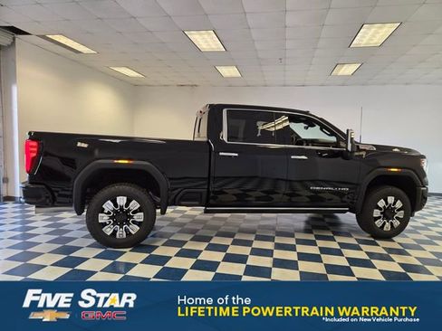 New 2026 GMC Sierra 2500 Denali w/ Denali Reserve Package AWD/4WD image 9