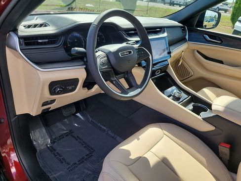New 2026 Jeep Grand Cherokee L Limited AWD/4WD image 22