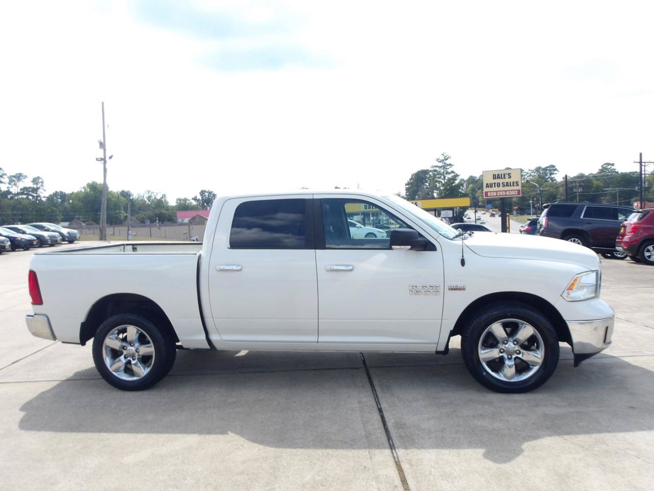 Used 2016 RAM 1500 Lone Star RWD image 5