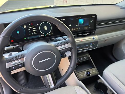 Used 2024 Hyundai Kona SEL FWD image 19