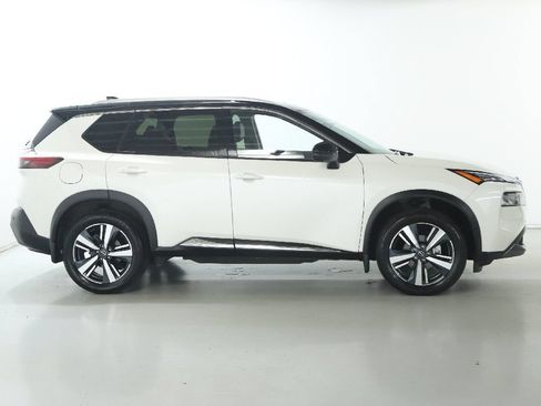 Certified 2023 Nissan Rogue SL AWD/4WD image 11