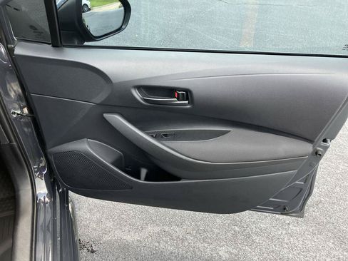 Certified 2025 Toyota Corolla LE FWD image 29