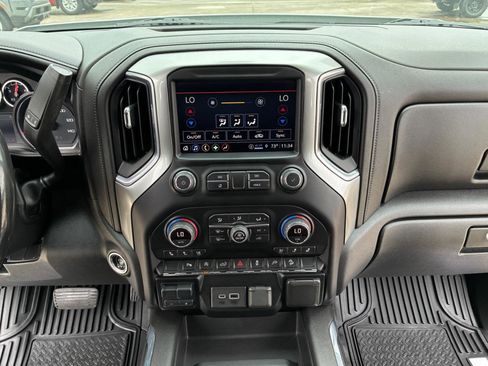 Used 2021 Chevrolet Silverado 1500 LTZ AWD/4WD image 23