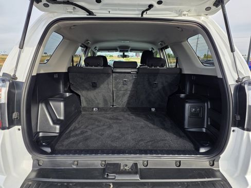 Used 2019 Toyota 4Runner SR5 image 31