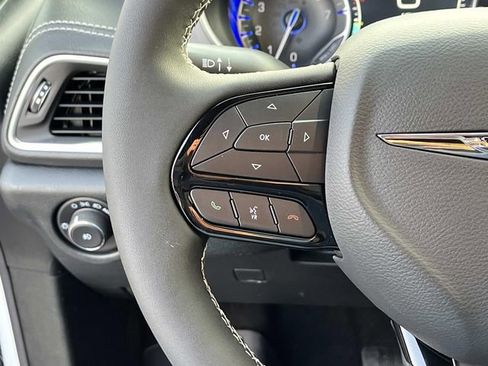 New 2026 Chrysler Pacifica Limited w/ S Appearance Package image 25