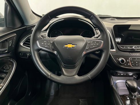 Used 2024 Chevrolet Malibu LT FWD image 12