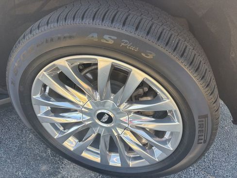 Used 2021 Cadillac Escalade Premium Luxury w/ Performance Package RWD image 11