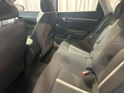 Certified 2025 Hyundai Sonata SE image 18
