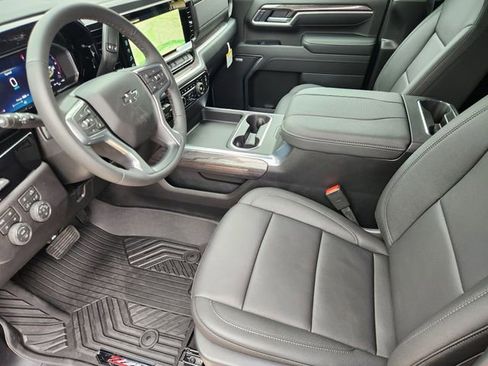 New 2026 Chevrolet Silverado 2500 LTZ w/ Trail Boss Package AWD/4WD image 4