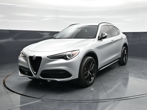 Used 2020 Alfa Romeo Stelvio w/ Nero Edizione RWD image 52