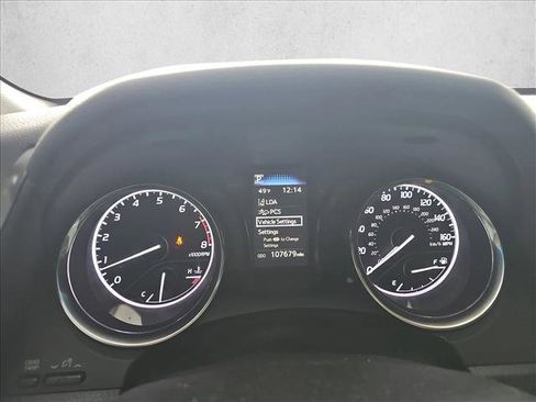 Used 2019 Toyota Camry SE image 18