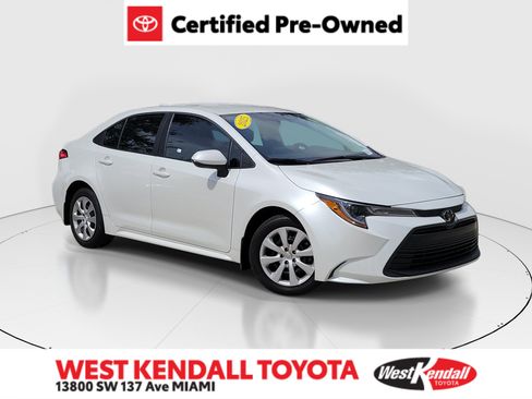 Certified 2025 Toyota Corolla LE FWD image 1