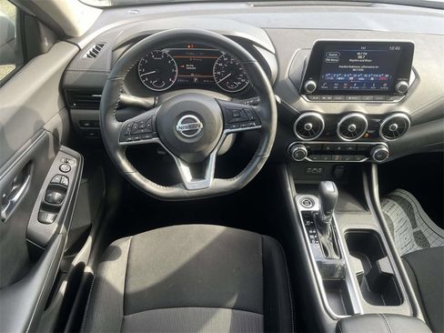 Used 2022 Nissan Sentra SV w/ Trunk Package image 11