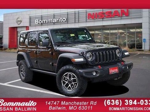 Used 2025 Jeep Wrangler Unlimited Rubicon AWD/4WD image 1