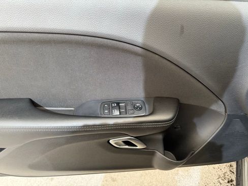 Used 2019 Dodge Challenger SXT w/ Driver Convenience Group RWD image 14