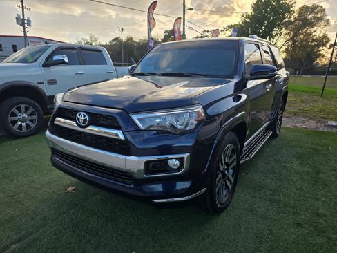 Used 2015 Toyota 4Runner Limited image 3