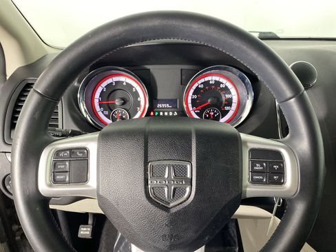Used 2017 Dodge Grand Caravan SE w/ Power Window Group FWD image 19