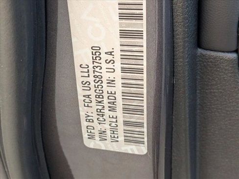 New 2025 Jeep Grand Cherokee L Limited w/ Black Appearance Package image 18