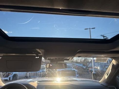 New 2026 GMC Sierra 2500 SLT w/ SLT Premium Package image 16