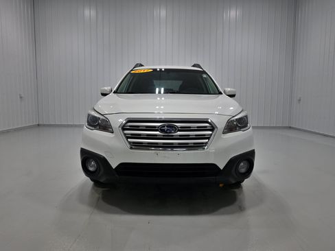 Used 2017 Subaru Outback 2.5i Premium AWD/4WD image 19