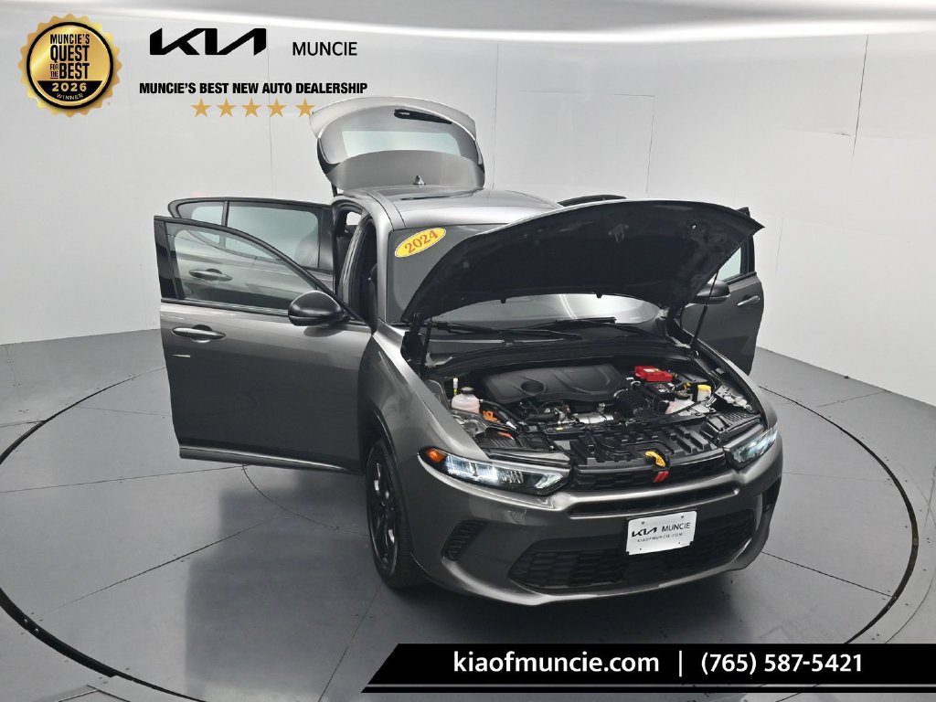 Used 2024 Dodge Hornet R/T Plus w/ R/T Blacktop Package AWD/4WD image 59