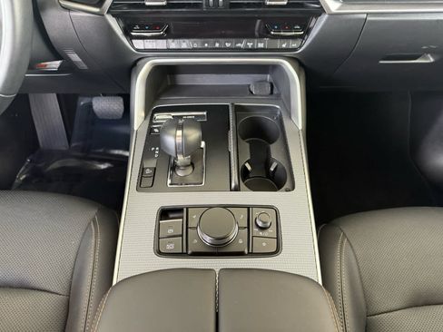 Used 2024 MAZDA CX-90 Plug-In Hybrid w/ Preferred AWD/4WD image 12
