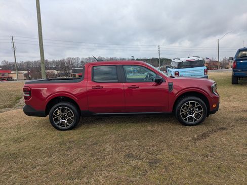 New 2026 Ford Maverick Lariat w/ 4K Tow Package AWD/4WD image 3