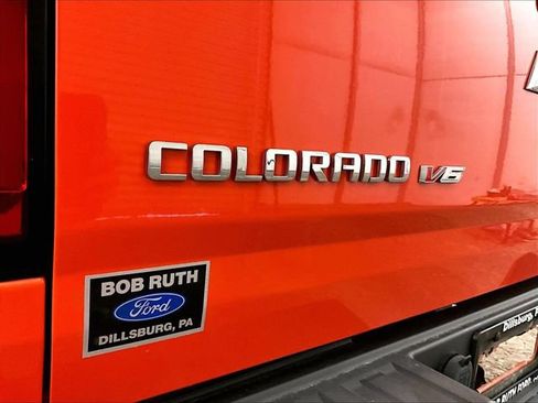 Used 2019 Chevrolet Colorado Z71 AWD/4WD image 13