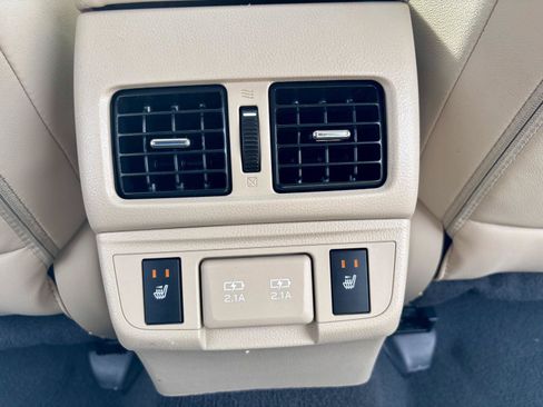 Used 2019 Subaru Outback 3.6R Limited AWD/4WD image 39