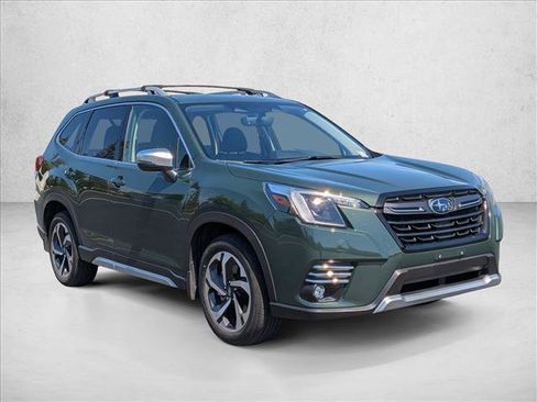 Used 2024 Subaru Forester Touring w/ Pop Package 2 AWD/4WD image 3