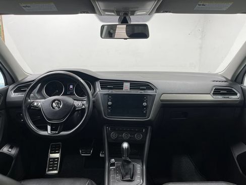 Used 2018 Volkswagen Tiguan SEL FWD image 20
