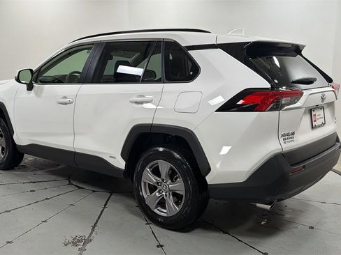 Certified 2025 Toyota RAV4 LE image 7