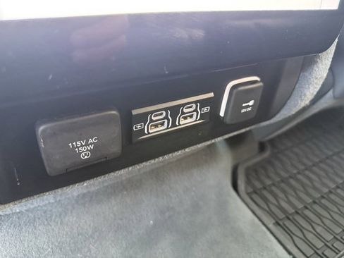 Used 2022 Jeep Grand Wagoneer Series II w/ Premium Group II image 14