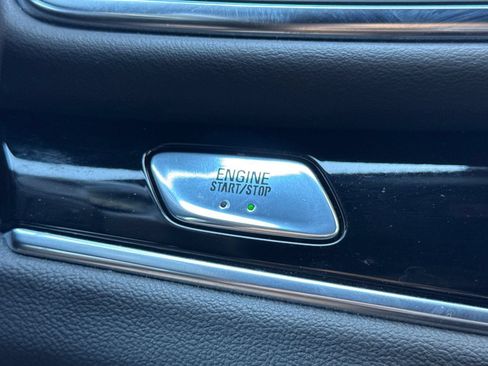 Certified 2024 Buick Enclave Avenir FWD image 24